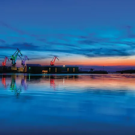 Stunning In With Wifi Apartament Pula