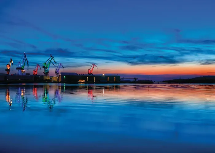 Stunning In With Wifi 아파트 풀라