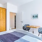Beautiful Apartment In Pula With Swimming Pool *