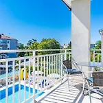 Beautiful Apartment In Pula With Swimming Pool Pula