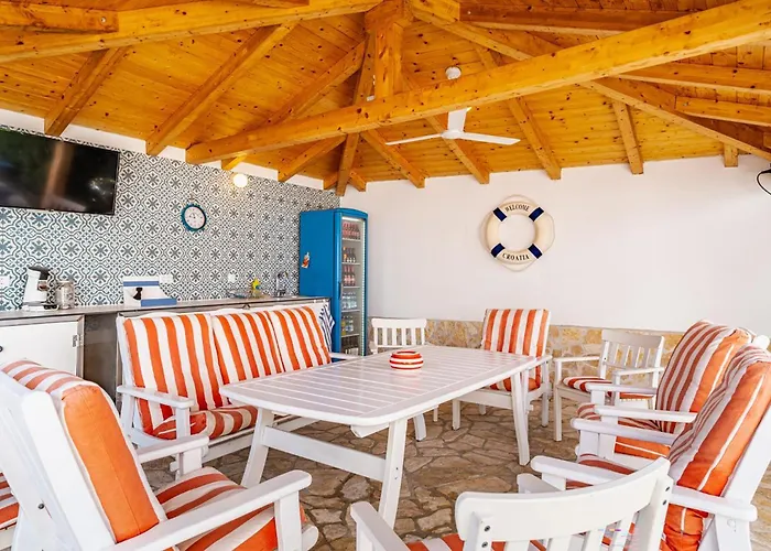 Appartamento Stunning In With Wifi Pola
